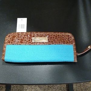 Samantha Brown Passport Wallet